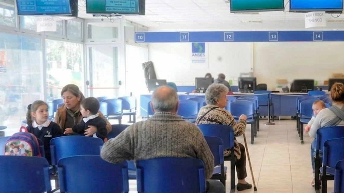 Aumento de jubilaciones de ANSES en septiembre: mínima casi alcanza $500 mil