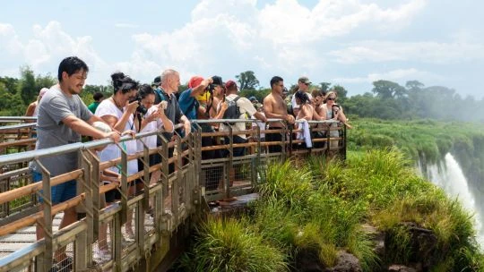 Cataratas del Iguazú implementan un límite diario de 8.000 visitantes para proteger el entorno