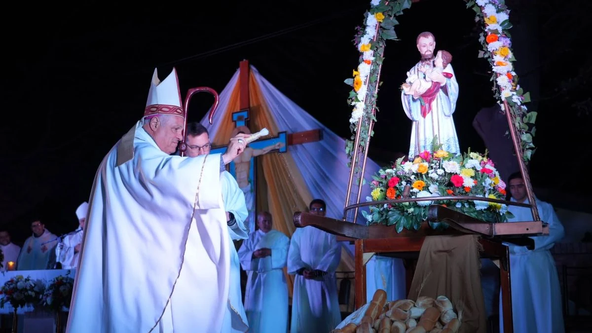 Celebración de San Cayetano: Mons. Colombo destacó la solidaridad y el trabajo en comunidad