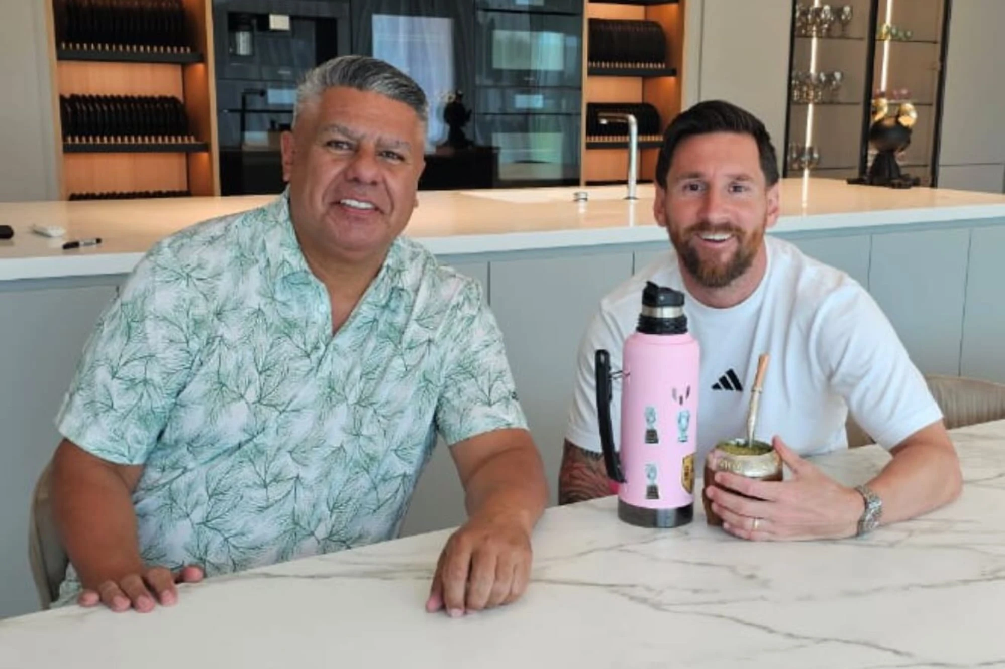 Claudio Tapia rinde homenaje a Jorge Messi tras su fallecimiento