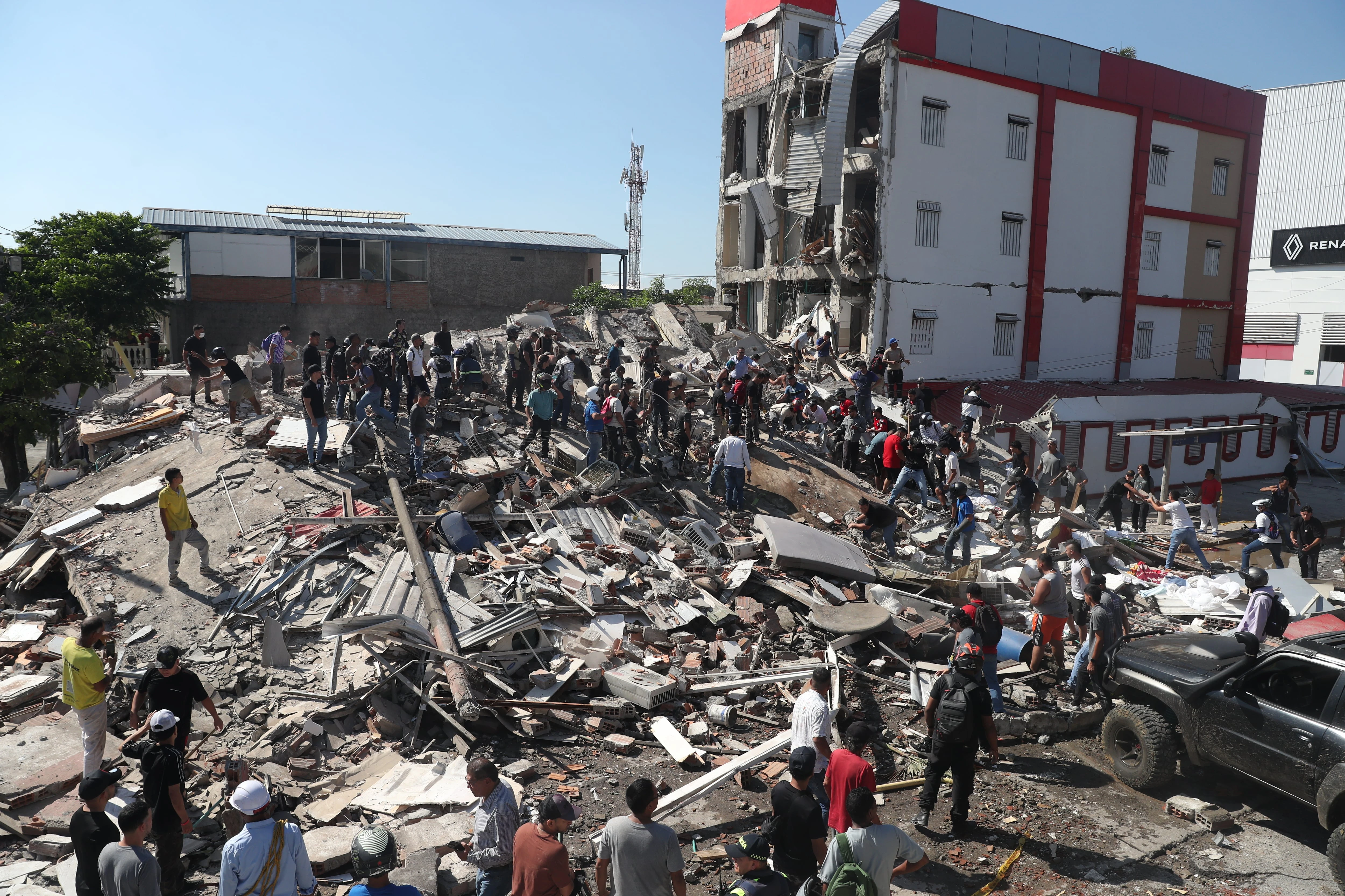 Colombia sufre devastador terremoto de magnitud 7.4 con graves pérdidas humanas y materiales