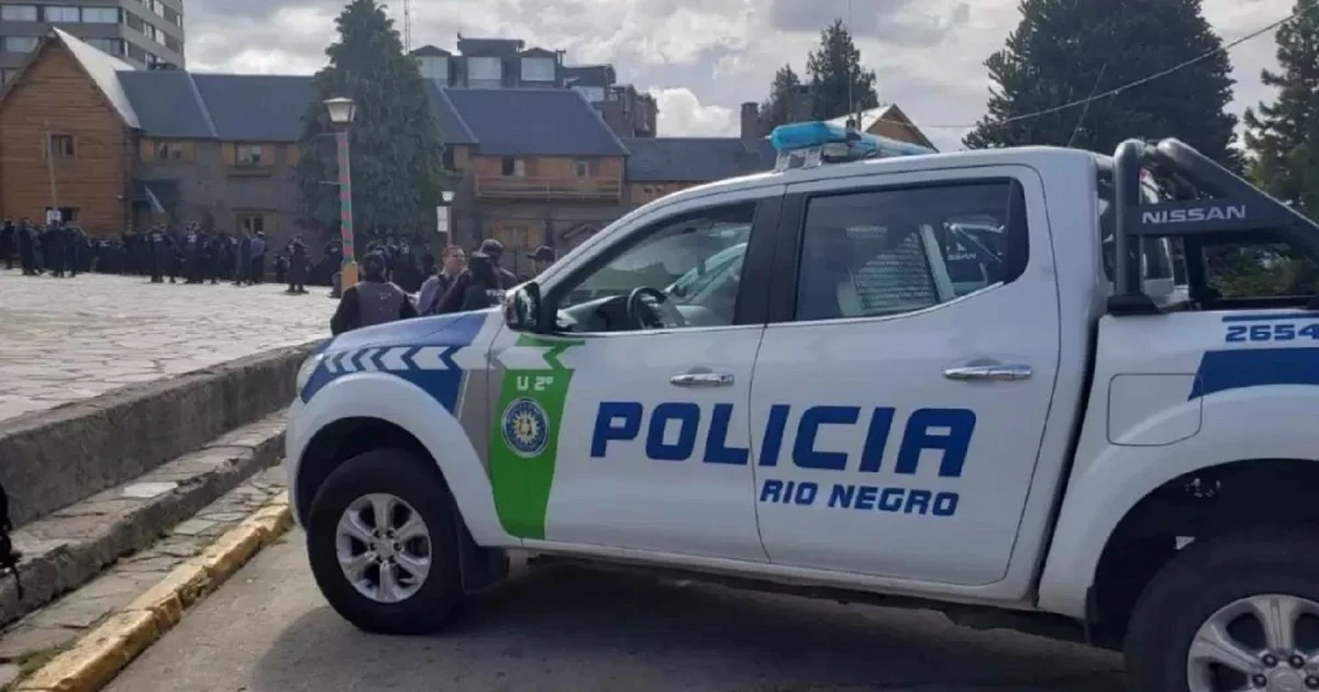 Condenan a policía de Bariloche por falsificación de certificados médicos