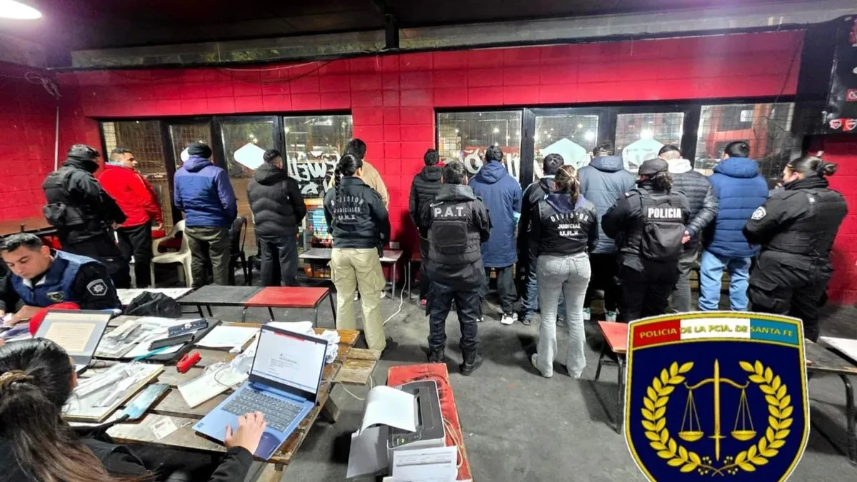 Detienen a 13 hinchas de Independiente por intentar ingresar con entradas falsas