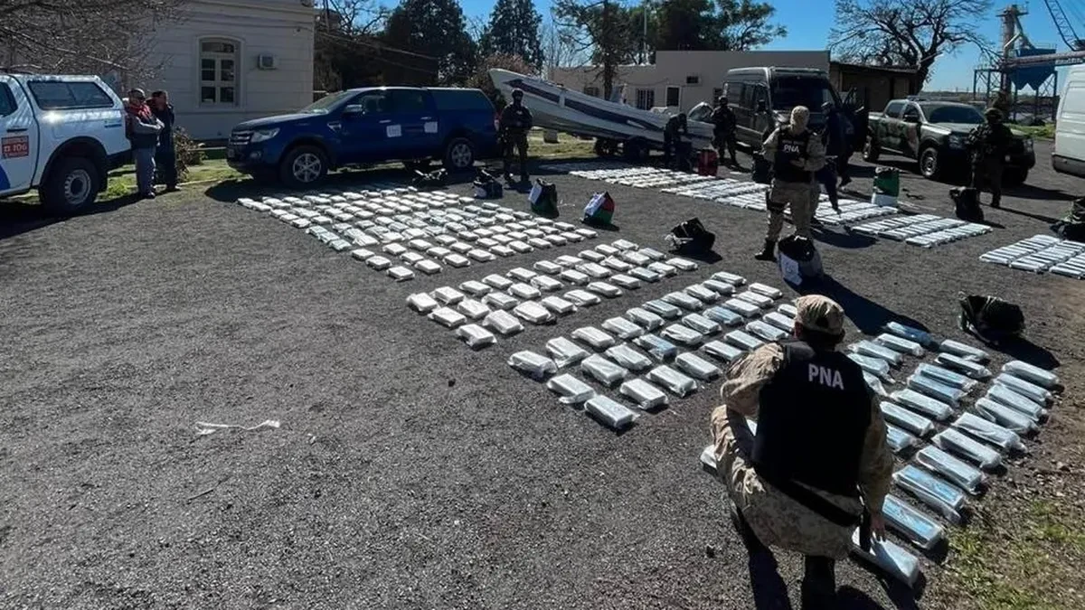 Detienen a cinco hombres por tráfico de cocaína tras hallazgo en Monte Hermoso