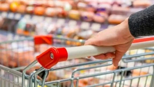 Economistas advierten que la inflación del 2% se convierte en un límite complicado