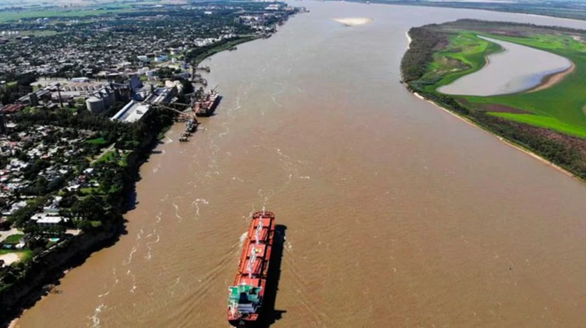 El paro portuario interrumpe exportaciones de granos y afecta operativo en Vaca Muerta
