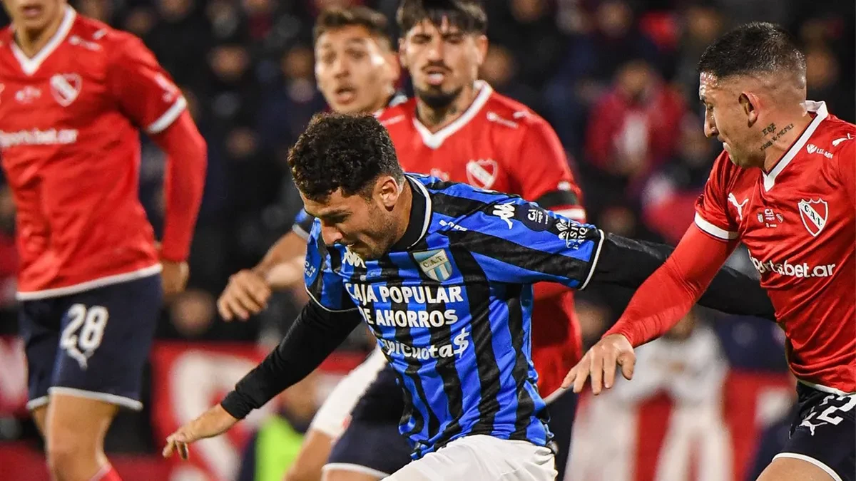 El VAR debuta en la Copa Argentina y se cobra un penal para Independiente