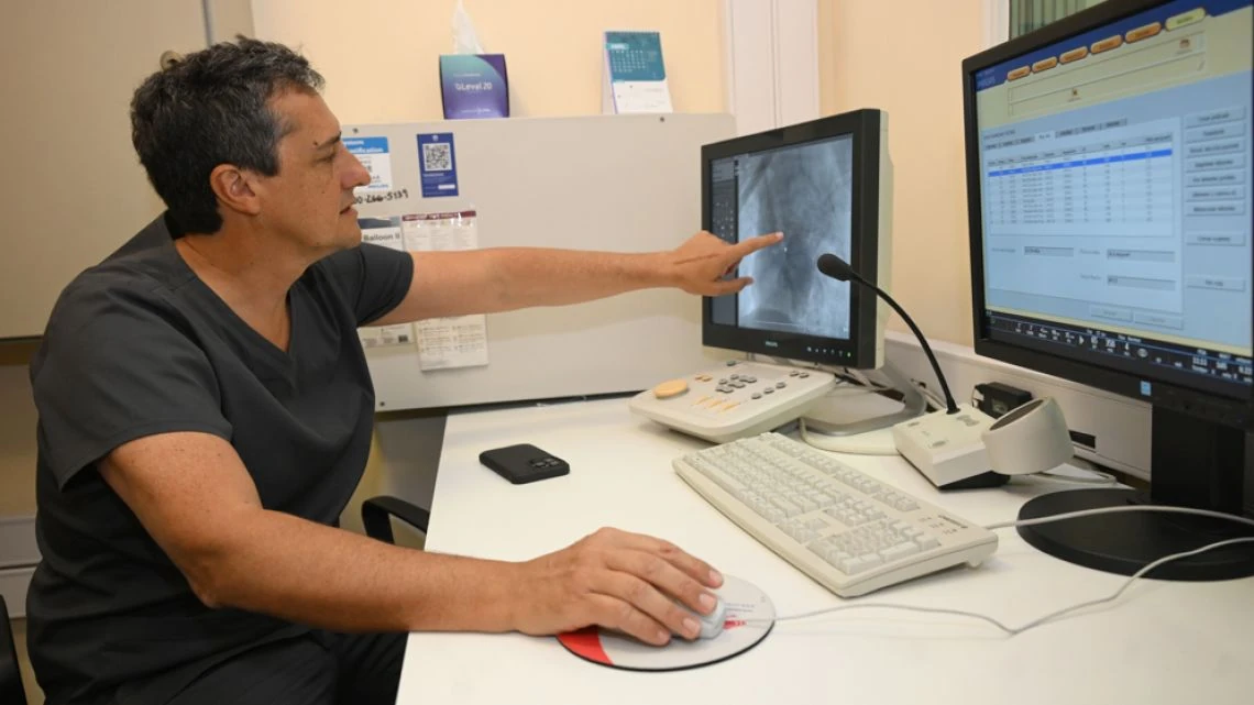 Éxito médico en Córdoba: implantan stent bioabsorbible a bebé prematuro