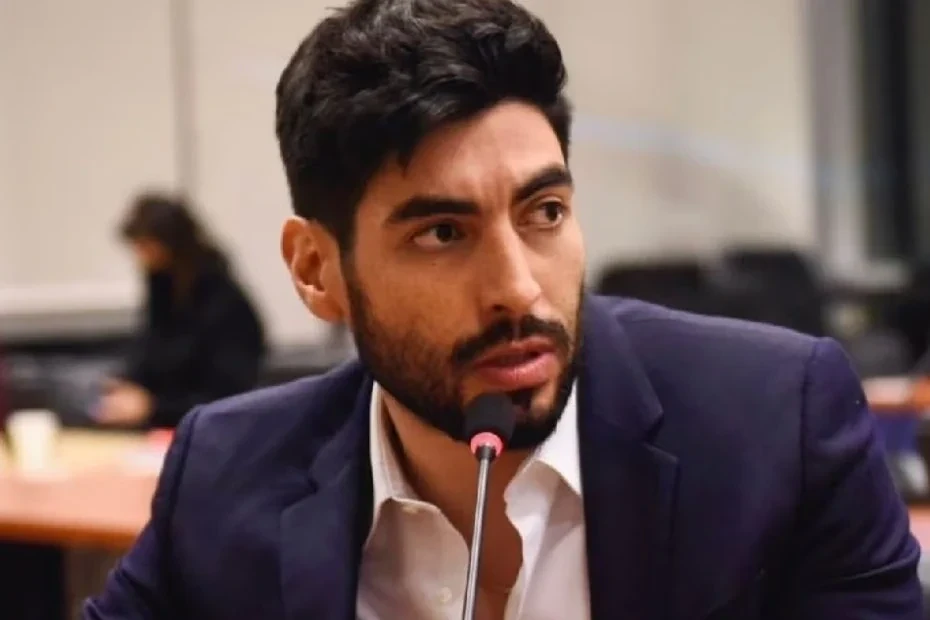 Facundo Moyano se incomoda al hablar de sus ingresos en una entrevista
