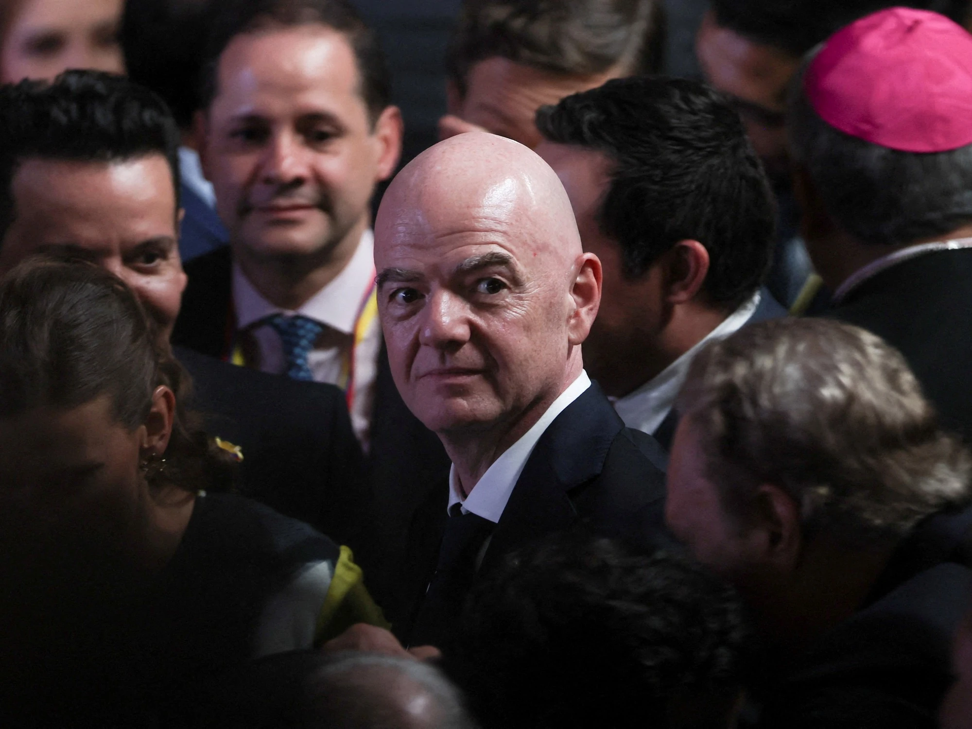 Gianni Infantino recibe respaldo de seis federaciones árabes en la FIFA