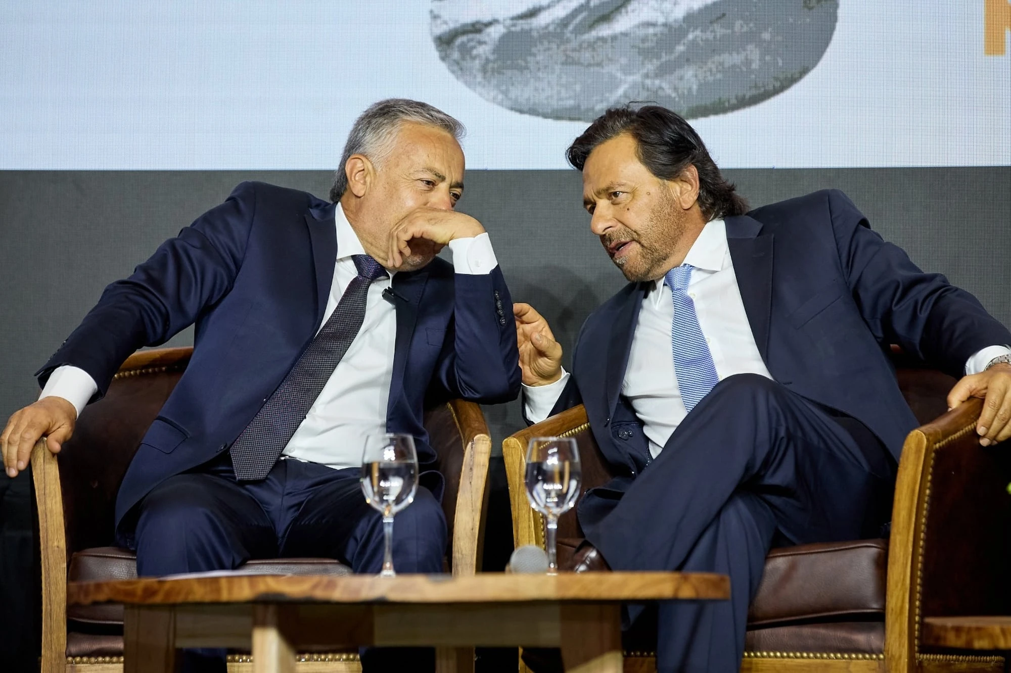 Gobernadores reclaman compensaciones por zonas cálidas y frenan recorte al gas