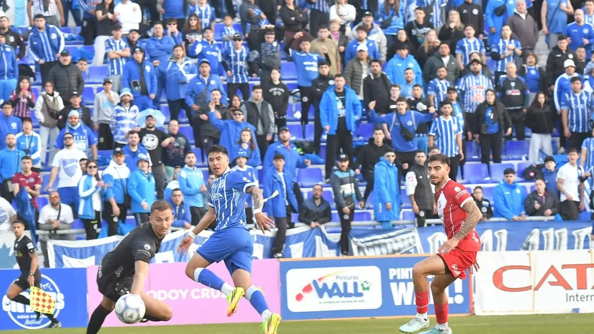 Godoy Cruz y Deportivo Maipú empatan 1-1 en el Gambarte por la Primera Nacional