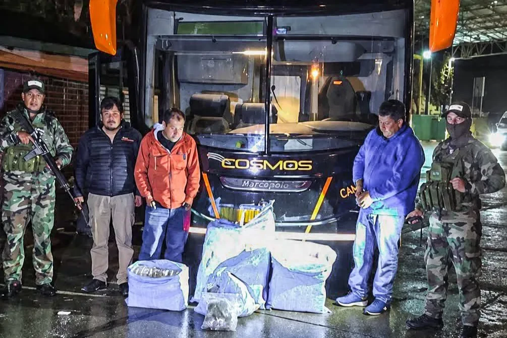 Incautan 86 kilos de marihuana en autobús del São Paulo antes de enfrentar a Bolívar