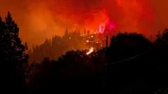 Incendio en Columbia Británica deja un muerto y miles de evacuados