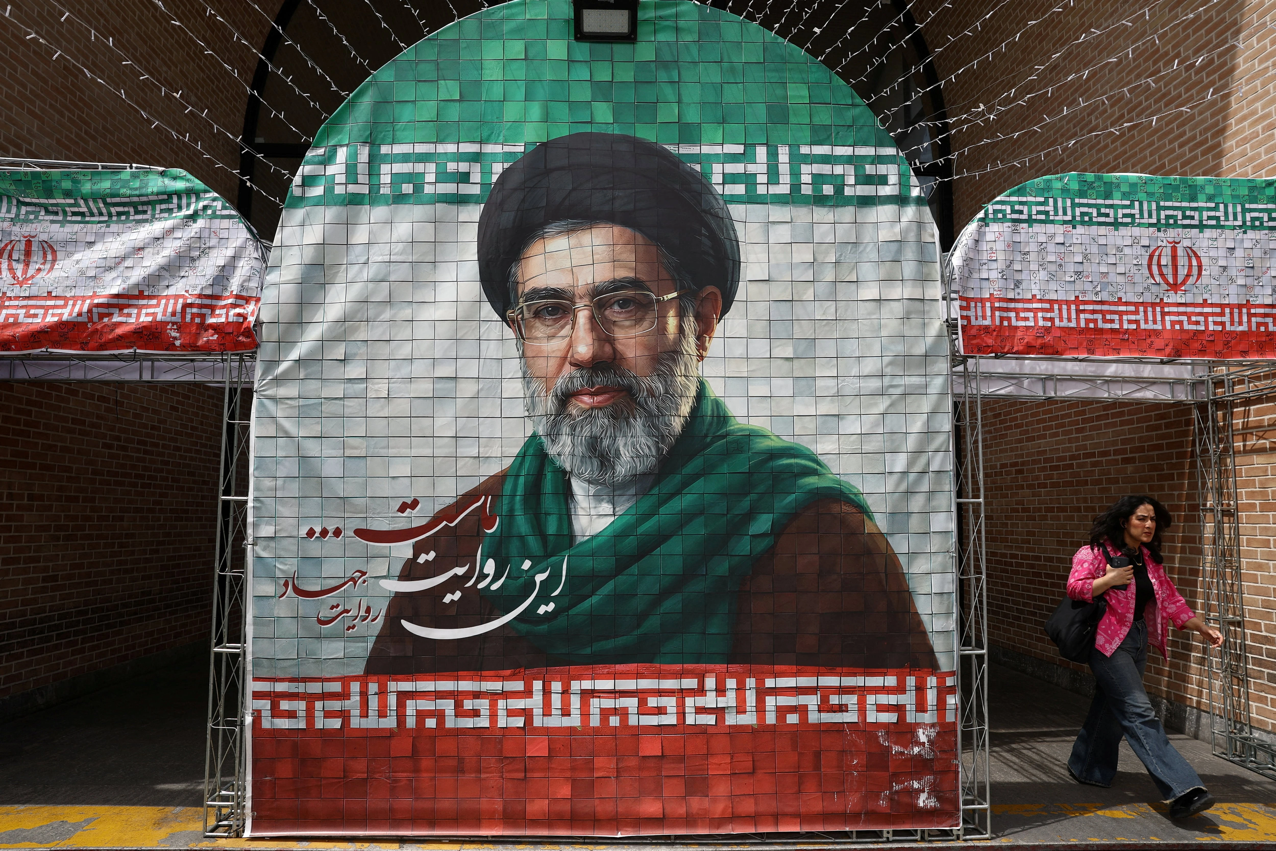 Irán reconoce dificultades para contactar a su líder supremo tras el ataque de EE. UU. e Israel