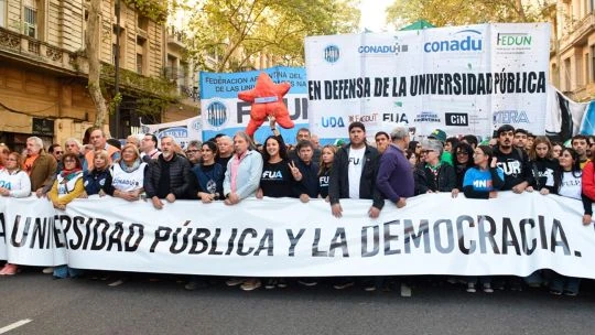 Paro general universitario el 12 de agosto por reclamos laborales