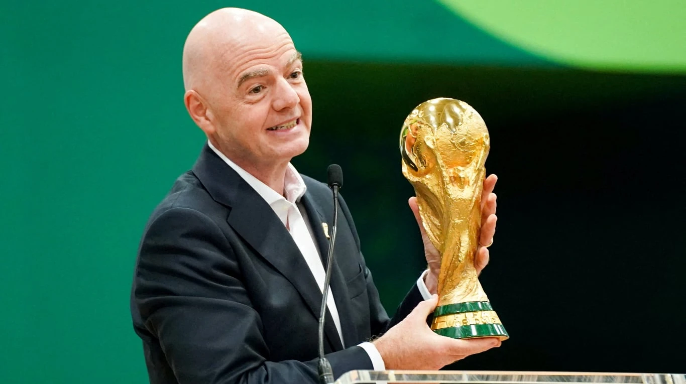 Revelan supuesto escándalo de Gianni Infantino relacionado con su paso por la UEFA