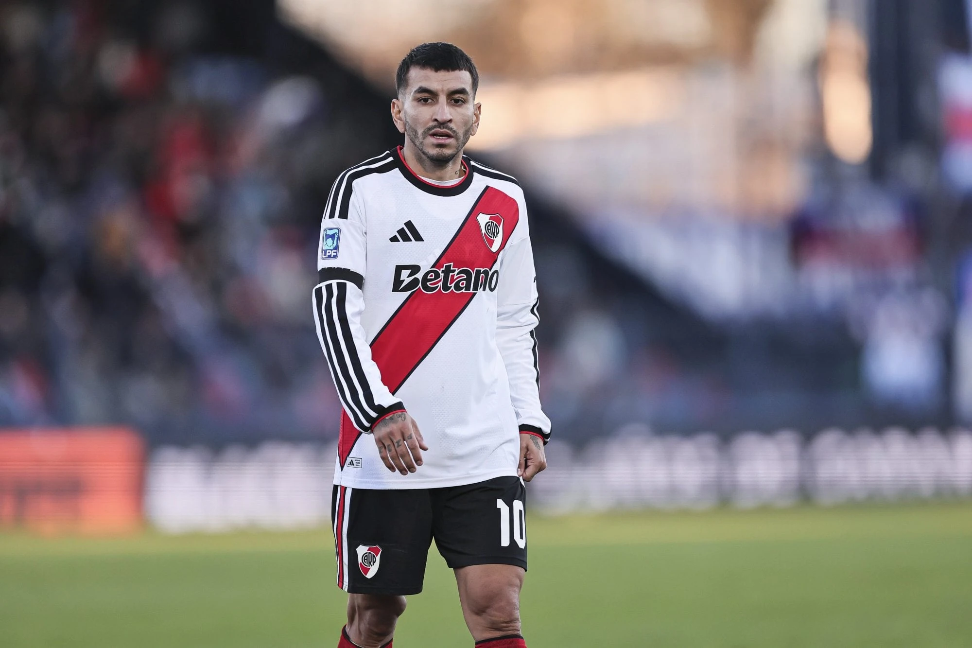 River Plate se enfrenta a Independiente Santa Fe en medio de incertidumbre por terremoto