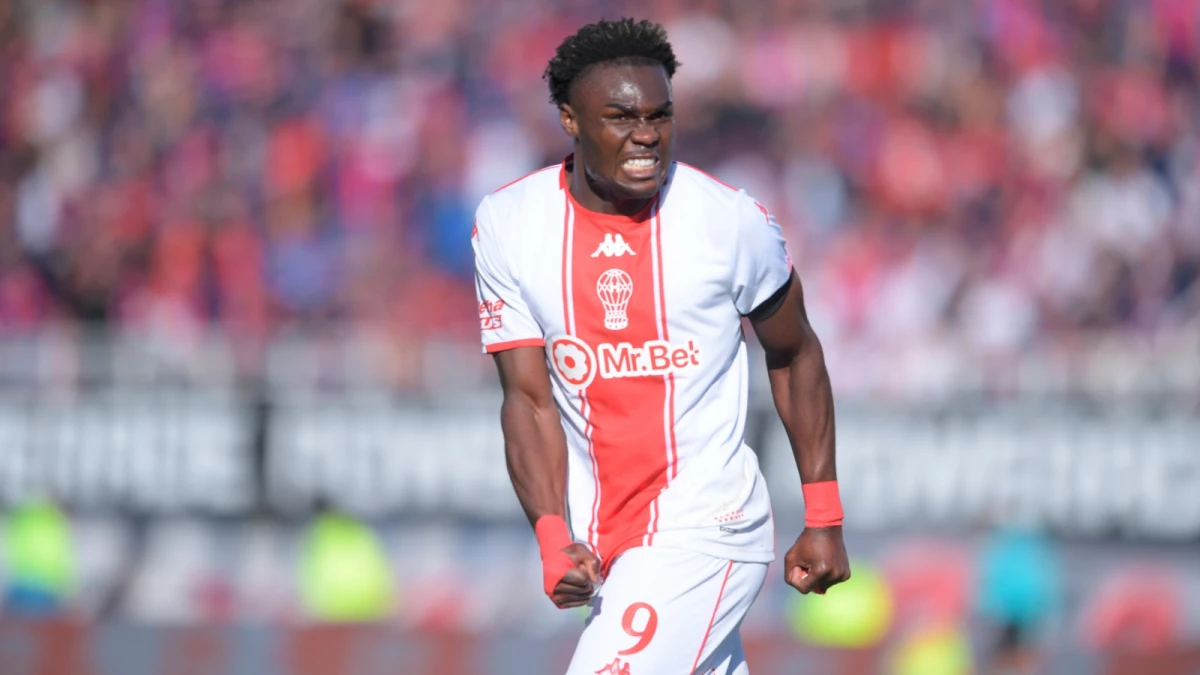 Huracán triunfa ante San Lorenzo con un doblete de Caicedo en el clásico porteño