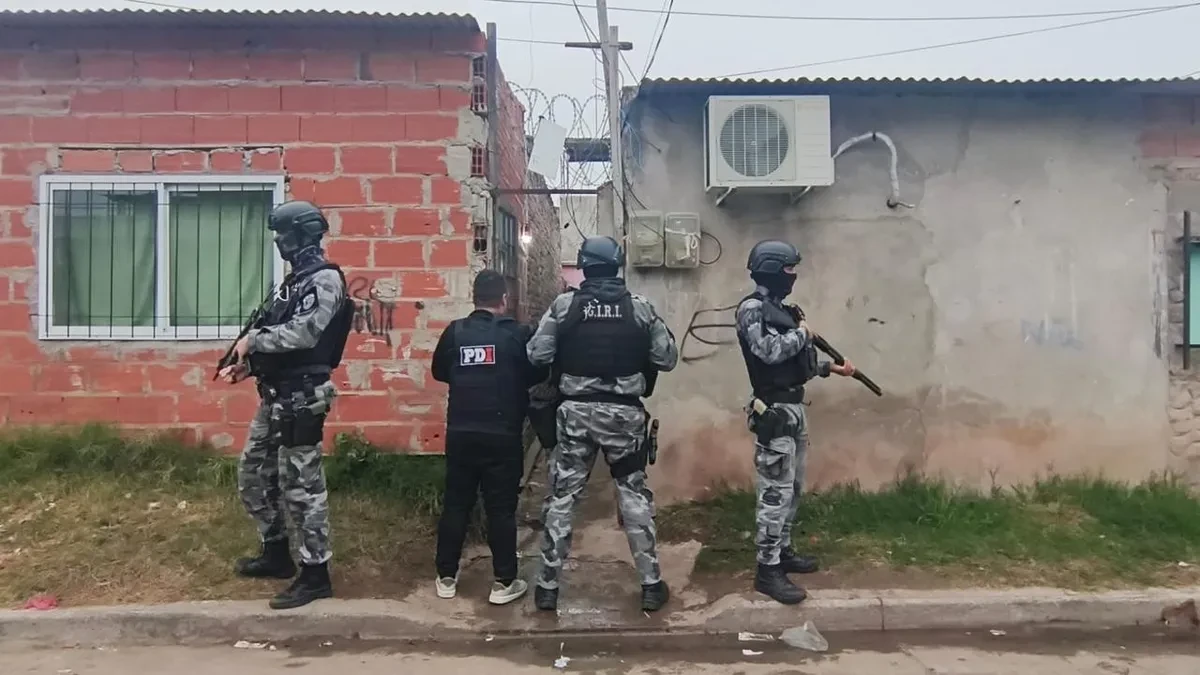 Seis imputados tras atacar a testigos en juicio narco contra Jonatan Almada