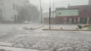 Tormentas en el AMBA: 30.000 usuarios sin luz y un drástico descenso de la temperatura
