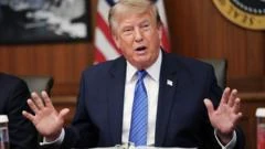 Trump desmiente escasez de municiones y promete castigar a los filtradores de información